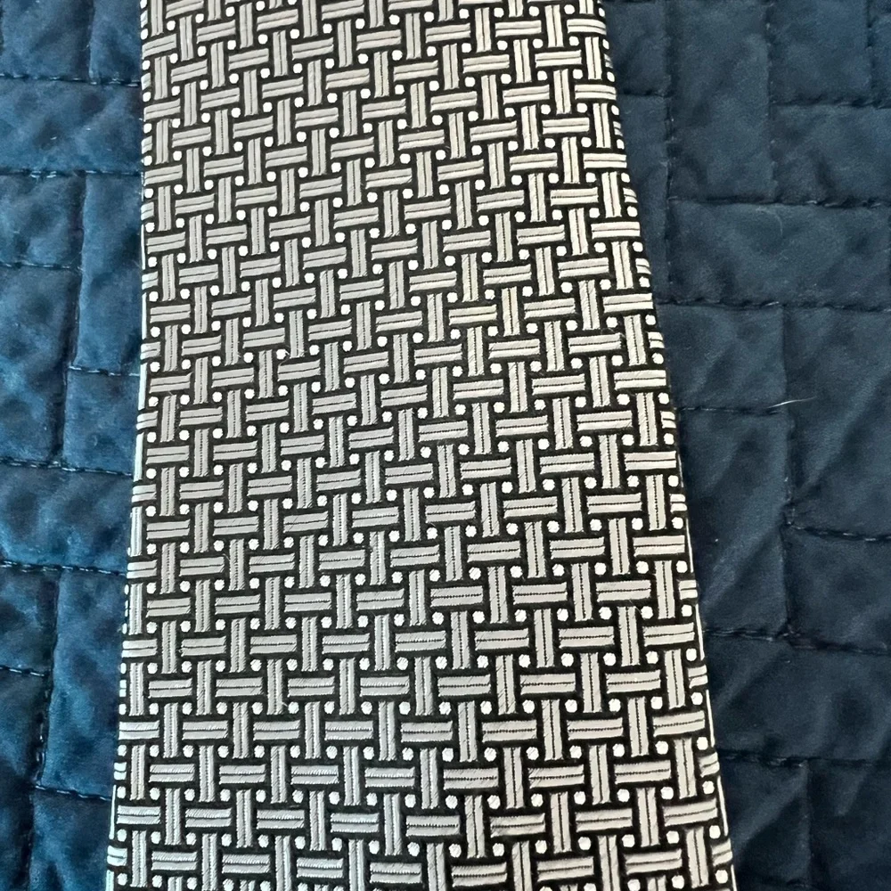 Tasso Elba Luxury Neckwear Blue Grey 100% Silk‎ Tie Mens